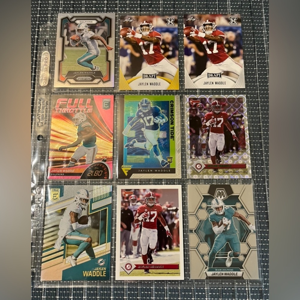 🏈 Jaylen Waddle, Lot of 9 NFL Football Trading Cards